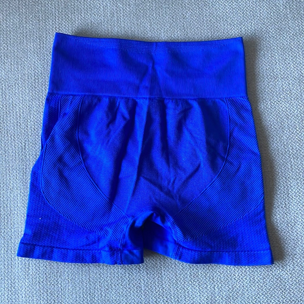 Blue workout spandex